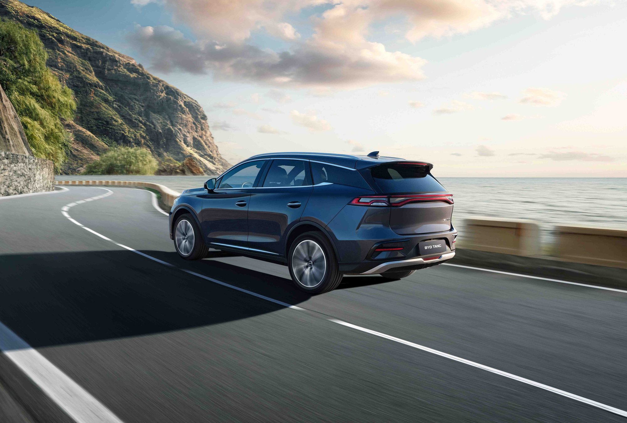 byd tang pris